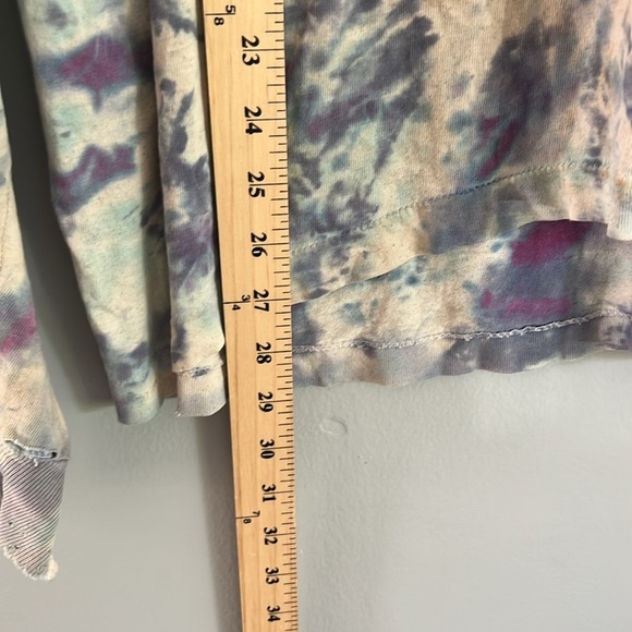 Vintage Solar System Distressed Fruit of the Loom Purple Tie-Dye Shirt - Picture 9 of 10